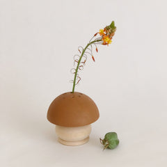 Large Mushroom Vase - Round Base